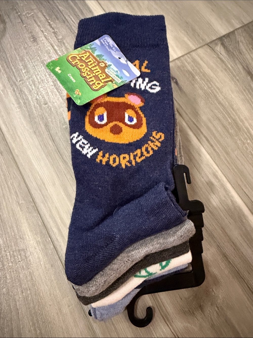 NWT Nintendo Animal Crossing Crew Socks 5 pairs
